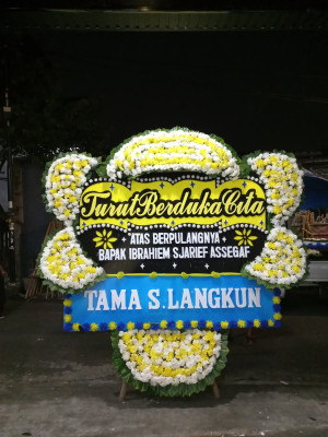 Papan Bunga Duka di Seberang Ulu I